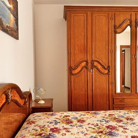 Holidaycasa Leone - Con Posto Auto A 200Mt Dal Mare Сперлонга Екстериор снимка