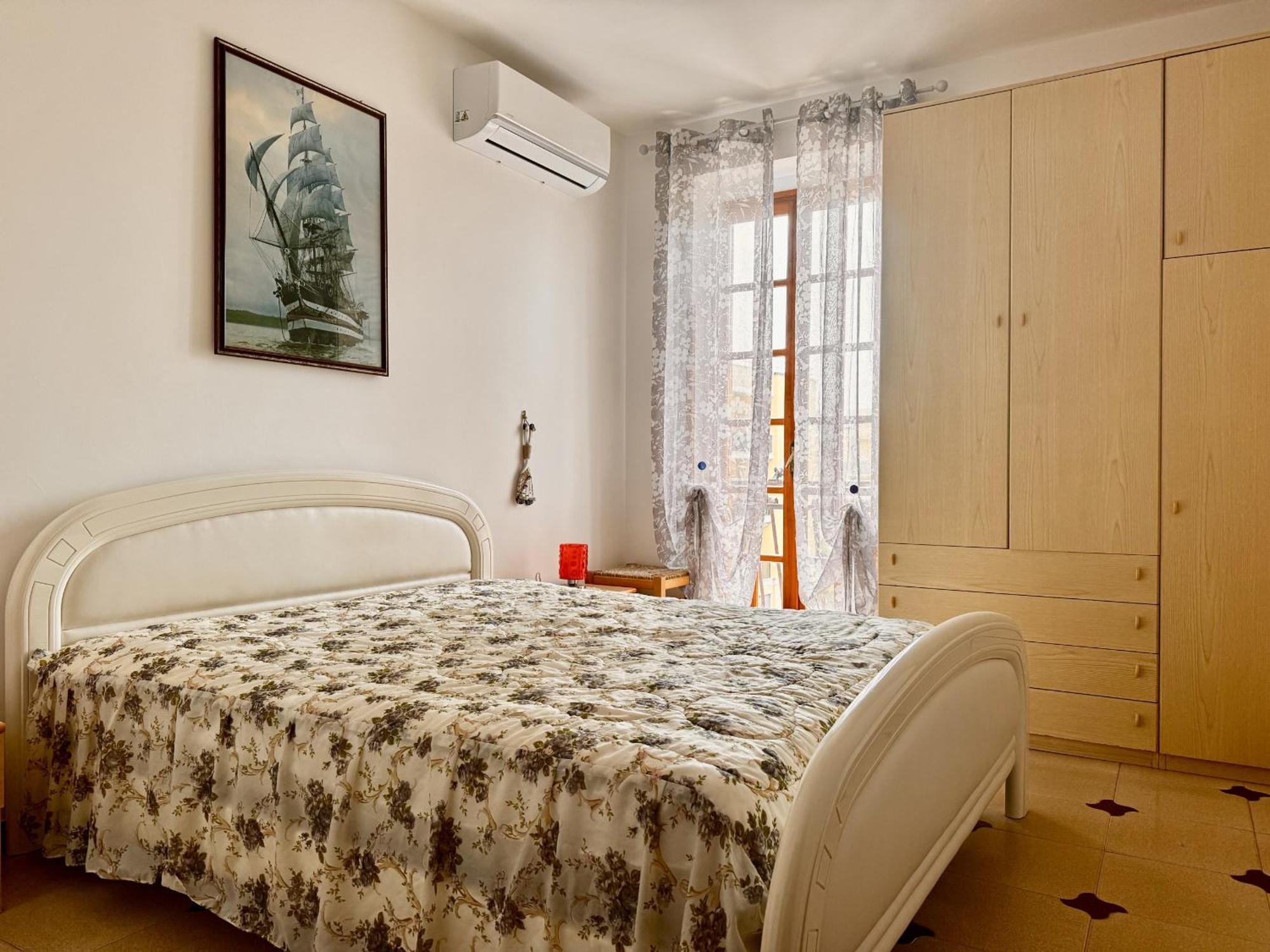 Holidaycasa Leone - Con Posto Auto A 200Mt Dal Mare Сперлонга Екстериор снимка
