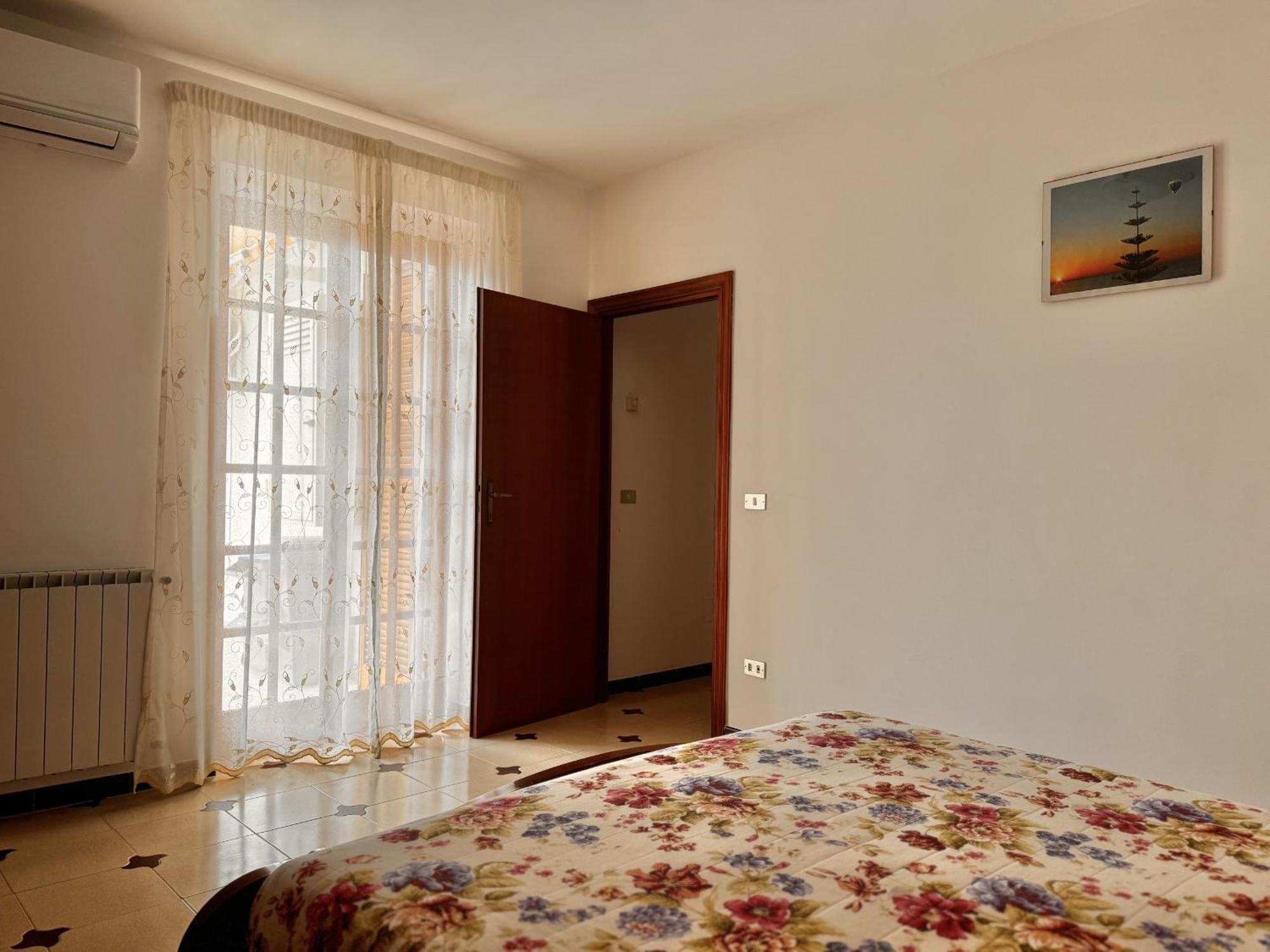 Holidaycasa Leone - Con Posto Auto A 200Mt Dal Mare Сперлонга Екстериор снимка