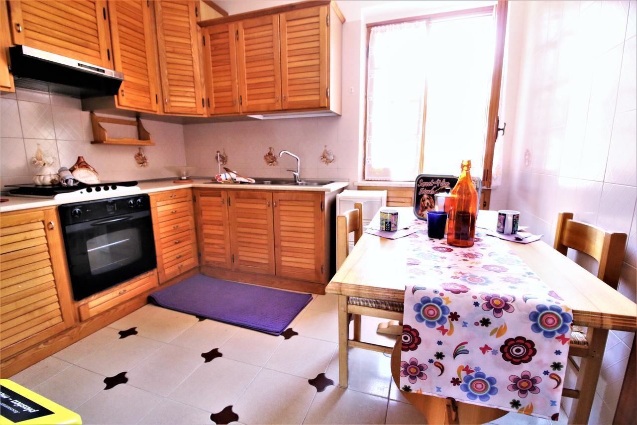 Holidaycasa Leone - Con Posto Auto A 200Mt Dal Mare Сперлонга Екстериор снимка