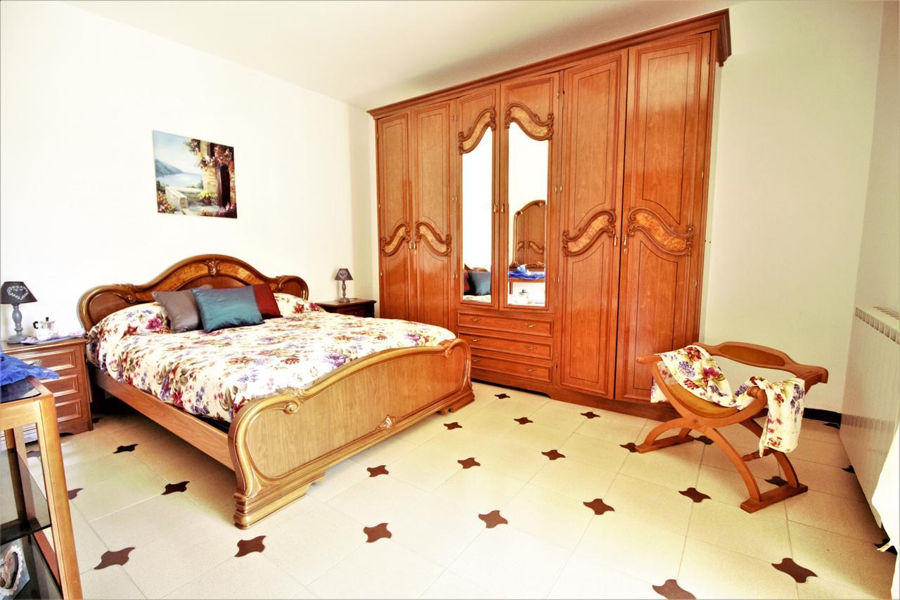 Holidaycasa Leone - Con Posto Auto A 200Mt Dal Mare Сперлонга Екстериор снимка